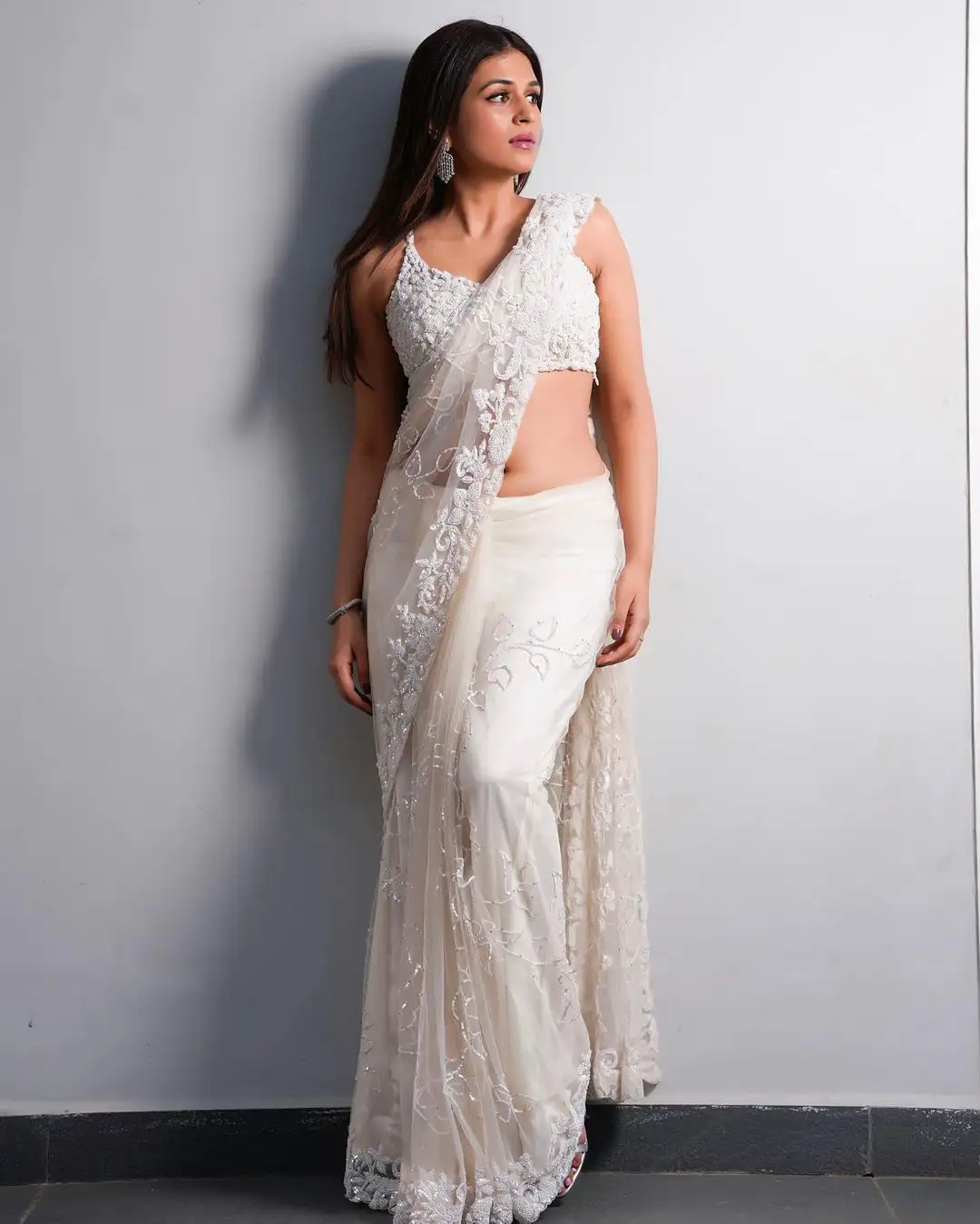 Shraddha Das stunning looks in White Saree