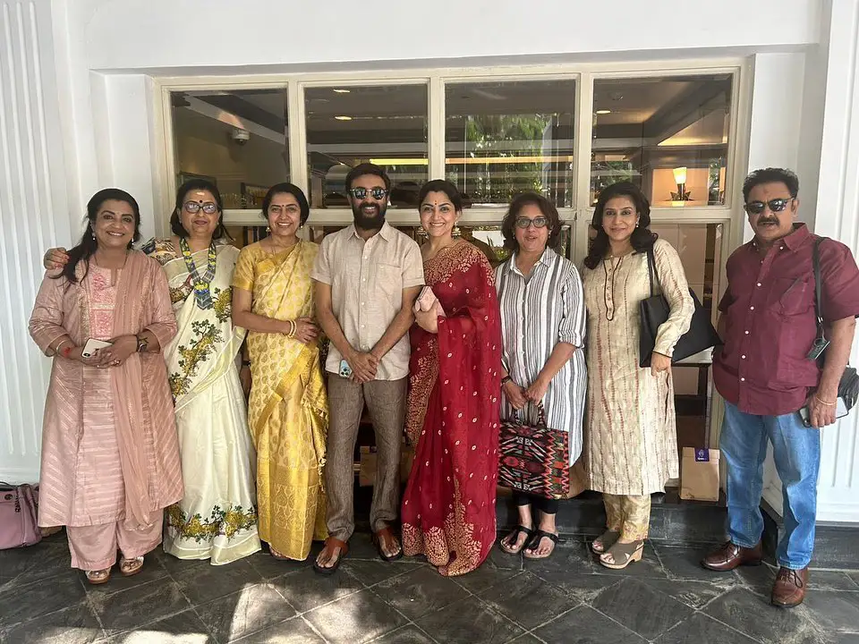 Suhasini Maniratnam celebrating tamil new year Puthandu along with Kushboo
