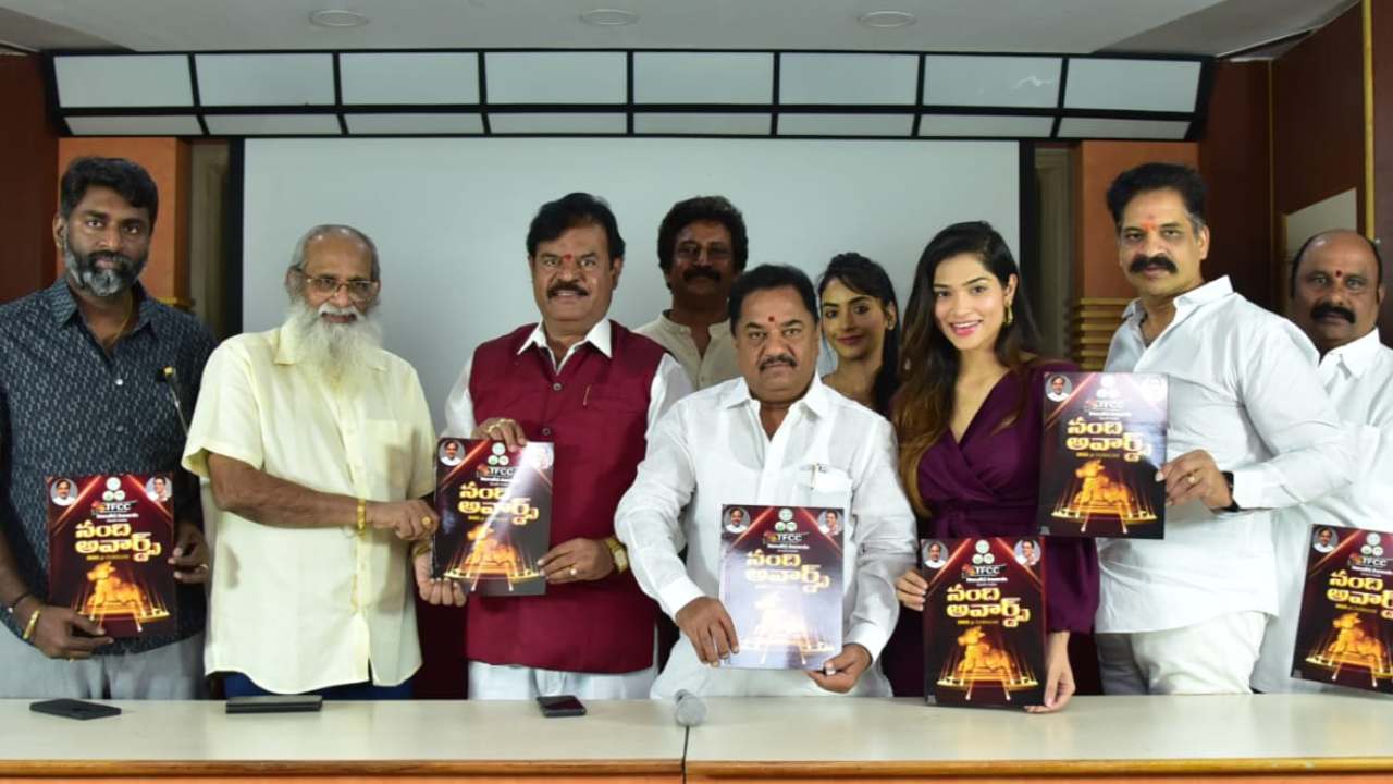 Vijayendra Prasad : కనీసం ఆ సినిమాలకైనా తెలంగాణ ప్రభుత్వం నంది అవార్డులు ఇవ్వాలి..