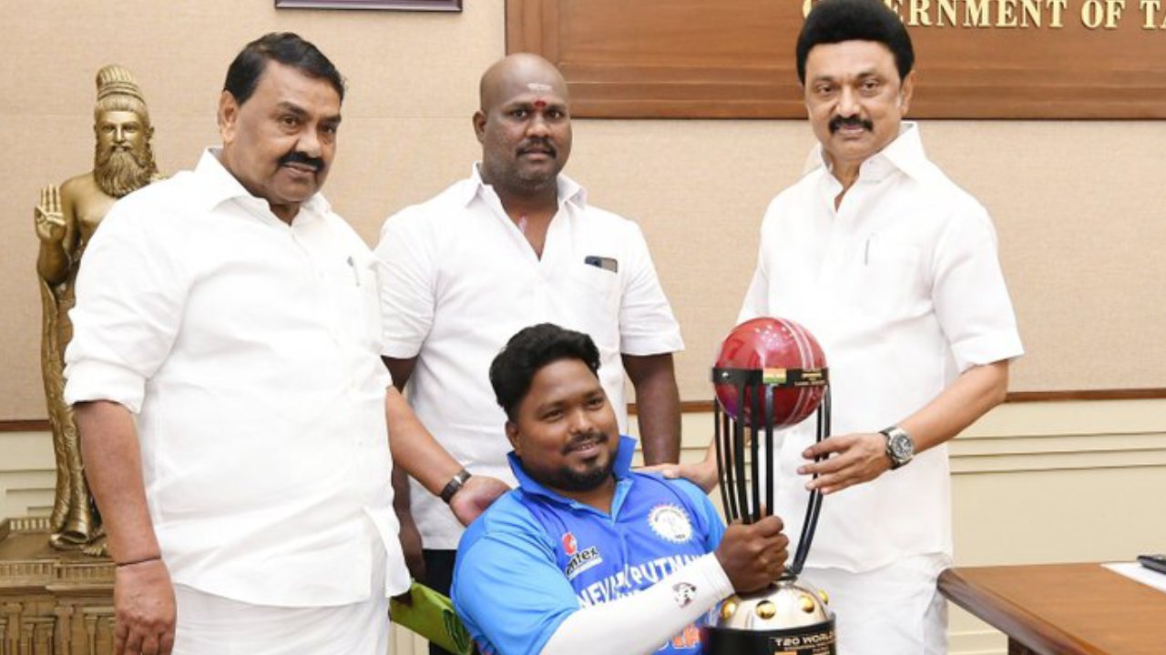 Tamil Nadu CM: తమిళనాడు సీఎం స్టాలిన్‌‌ను బురిడీకొట్టించిన దివ్యాంగుడు.. కేసు నమోదు చేసిన పోలీసులు