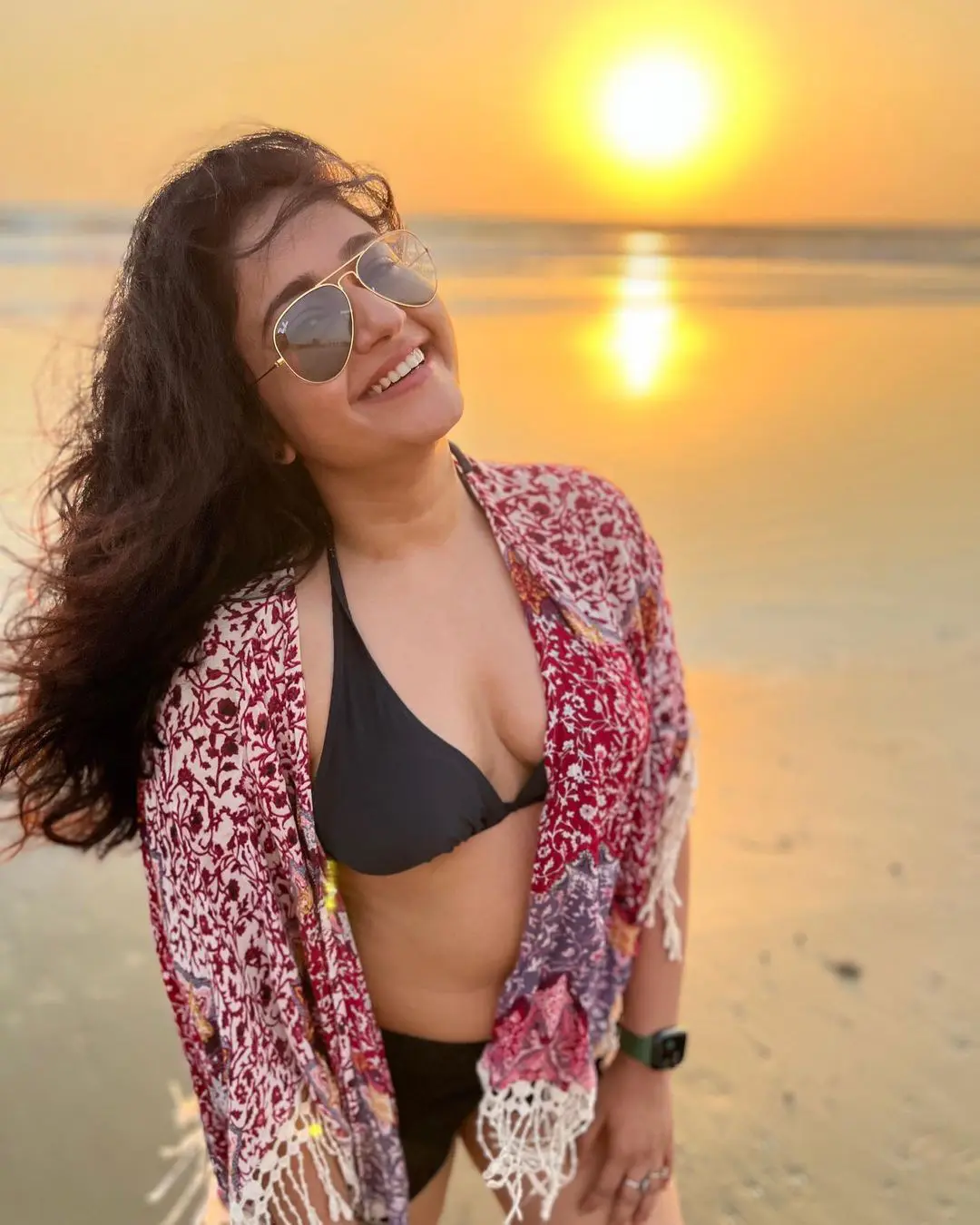 Tollywood heroine Poonam Bajwa latest bikini photos