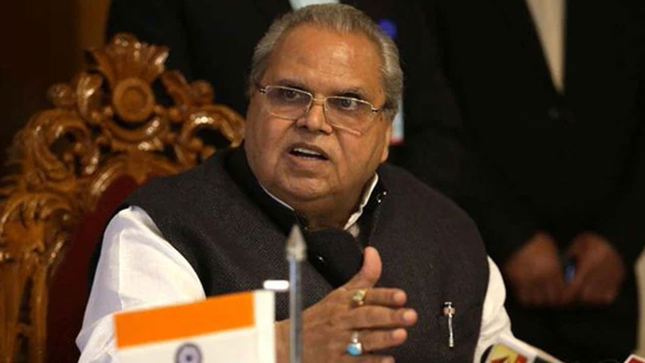 Satya Pal Malik: పుల్వామా దాడిపై సంచలన వ్యాఖ్యలు.. మాజీ గవర్నర్ సత్యపాల్ మాలిక్‭కు సీబీఐ సమన్లు