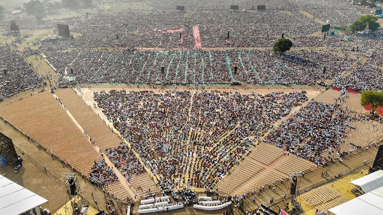 Maharashtra: ఖర్గర్ బహిరంగ సభలో వడదెబ్బ మృతుల సంఖ్య 70 దాటిందట!