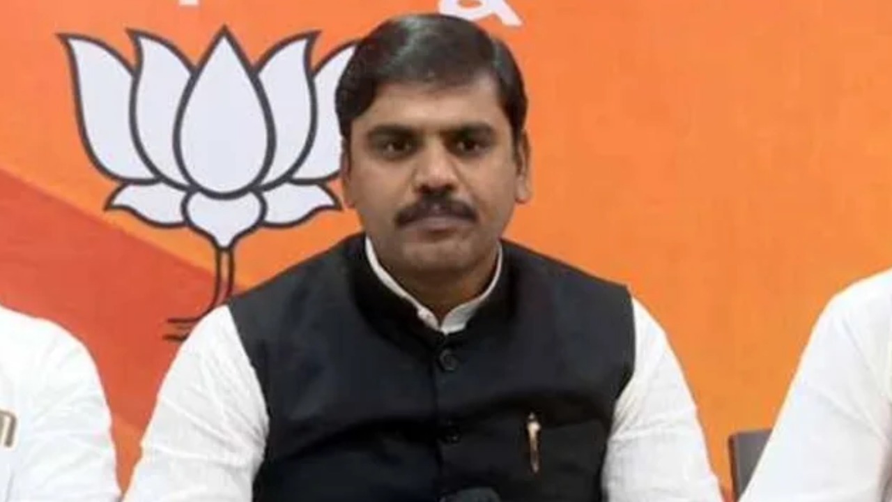 Vishnuvardhan Reddy : రాజకీయ స్వార్థం కోసం కేసీఆర్ ట్రాప్ లో పడిన జేడీ లక్ష్మీనారాయణ : విష్ణువర్ధన్ రెడ్డి