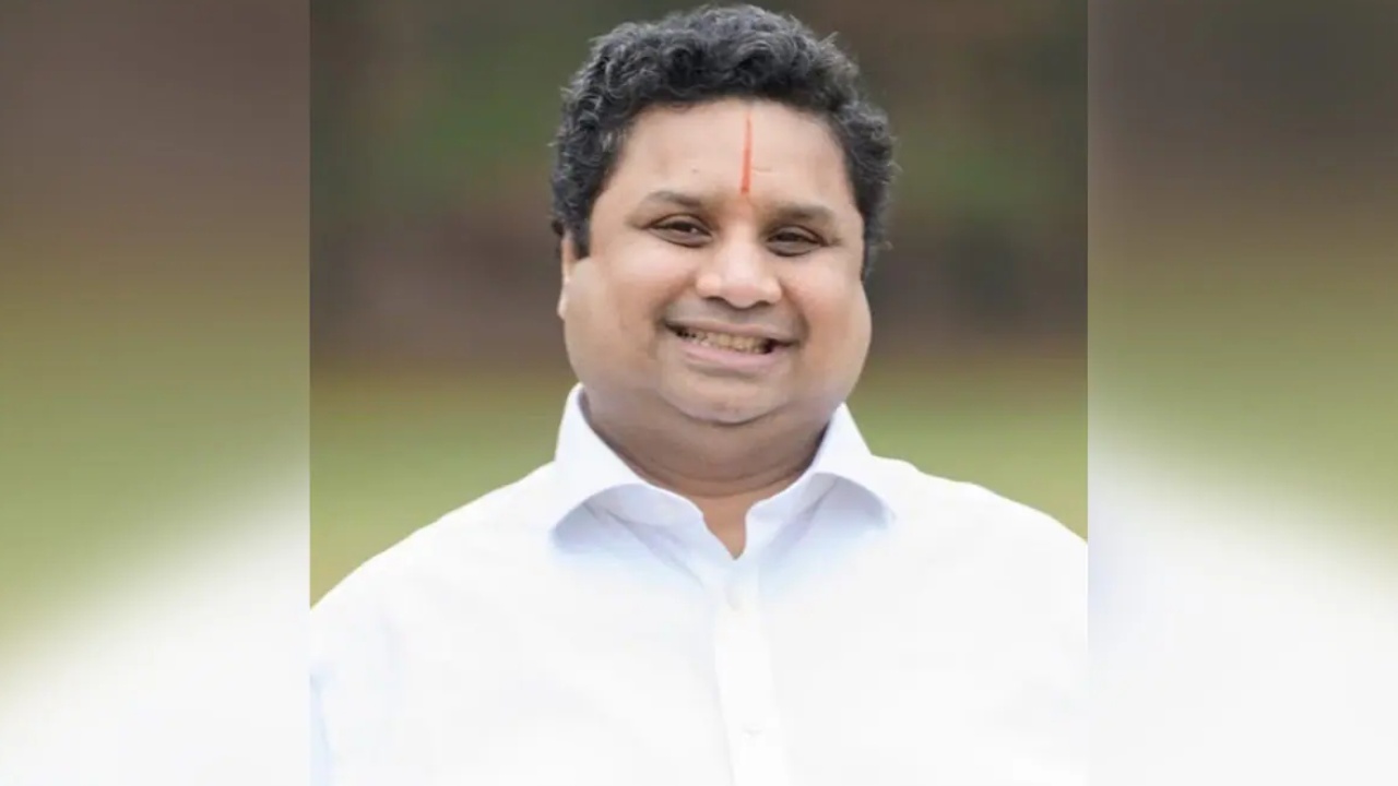 Vishwachand Kolla : అమెరికాలో బస్సు ఢీకొని తెలుగు ఎన్నారై మృతి