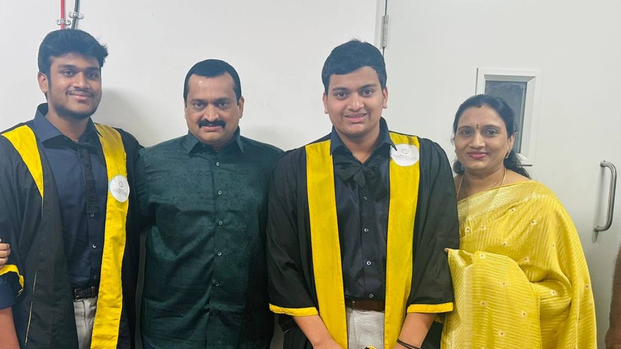 Bandla Ganesh : బండ్ల గణేష్ కొడుకుని చూశారా.. బండ్లన్న యంగ్ గా ఉన్నప్పుడు ఇలాగే ఉండేవాడేమో..