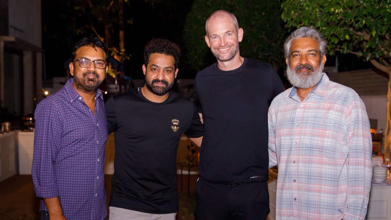 NTR Party : ఎన్టీఆర్ స్పెషల్ పార్టీ గ్యాలరీ..