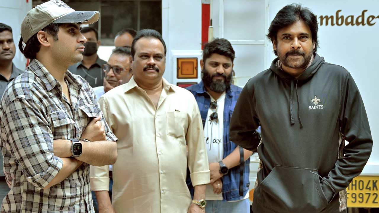 Pawan kalyan : OG సెట్ లోకి అడుగుపెట్టిన పవన్ కళ్యాణ్.. OG వర్కింగ్ స్టిల్స్ గ్యాలరీ..