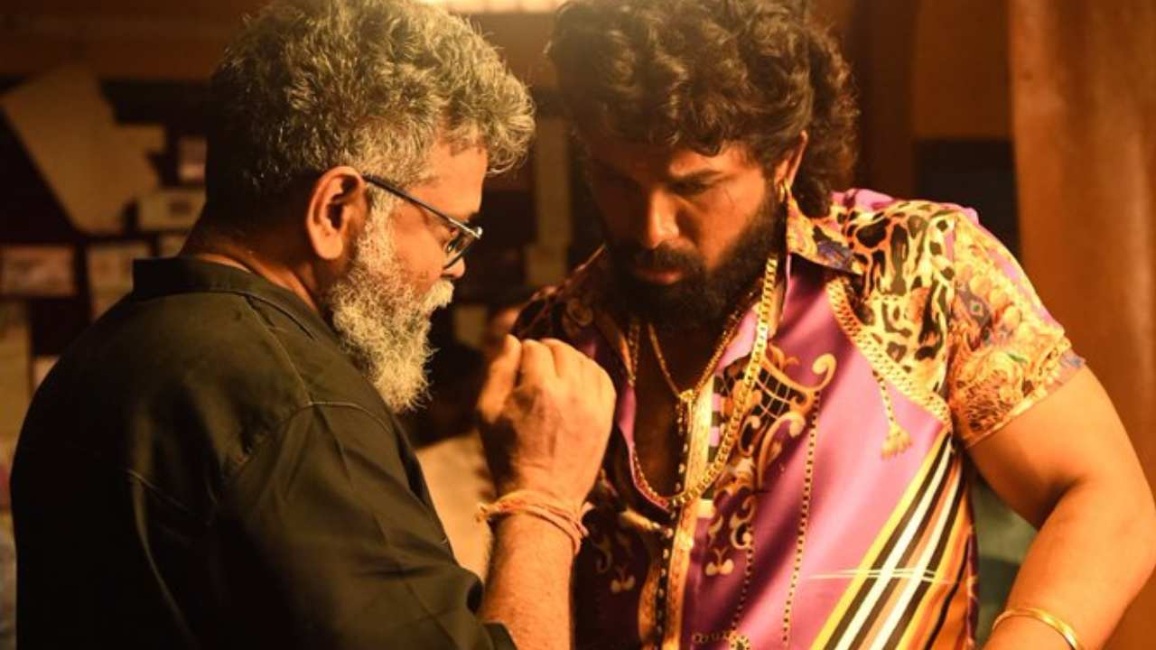 Pushpa : సినిమాలో అలా చూపించడం బాధాకరం.. పుష్ప సినిమాపై సంచలన వ్యాఖ్యలు చేసిన రిటైర్డ్ ఐజి..