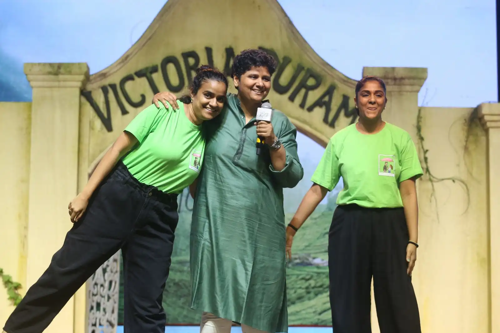 Anni Manchi Shakunamule Movie Pre Release Event