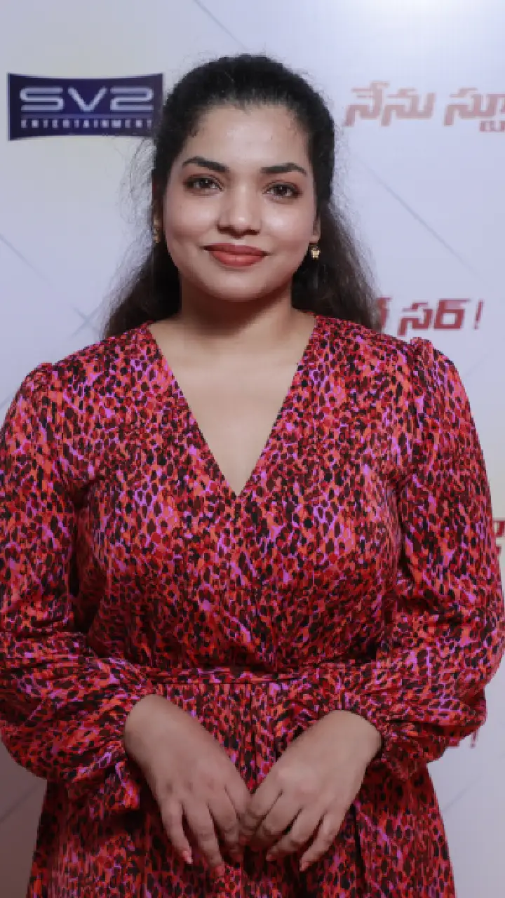 Bellamkonda Ganesh Nenu Student Sir evening party with influencers photos