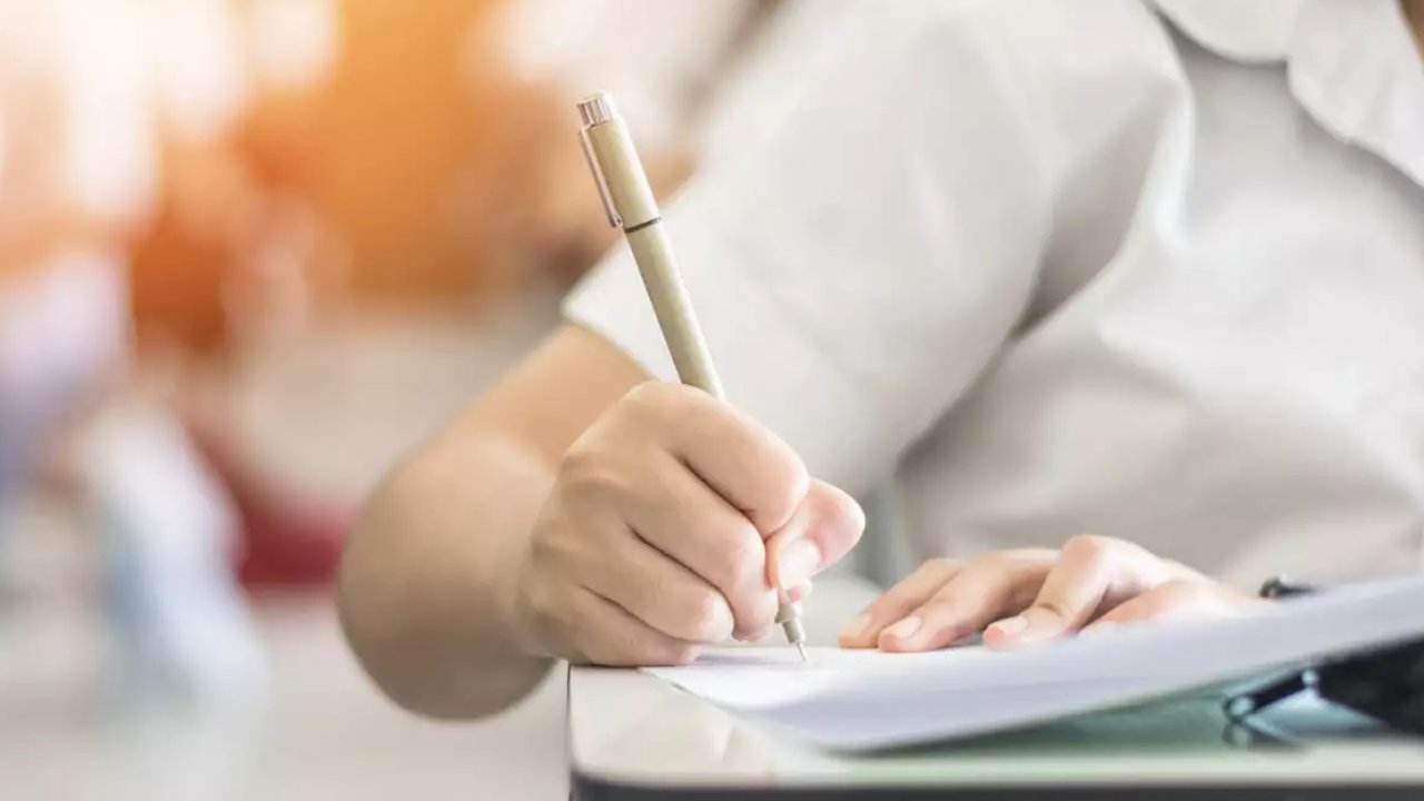 Eamcet Exam: ఎంసెట్ ప్రవేశ పరీక్ష ప్రారంభం.. రెండు సెషన్లలో ఎగ్జామ్స్