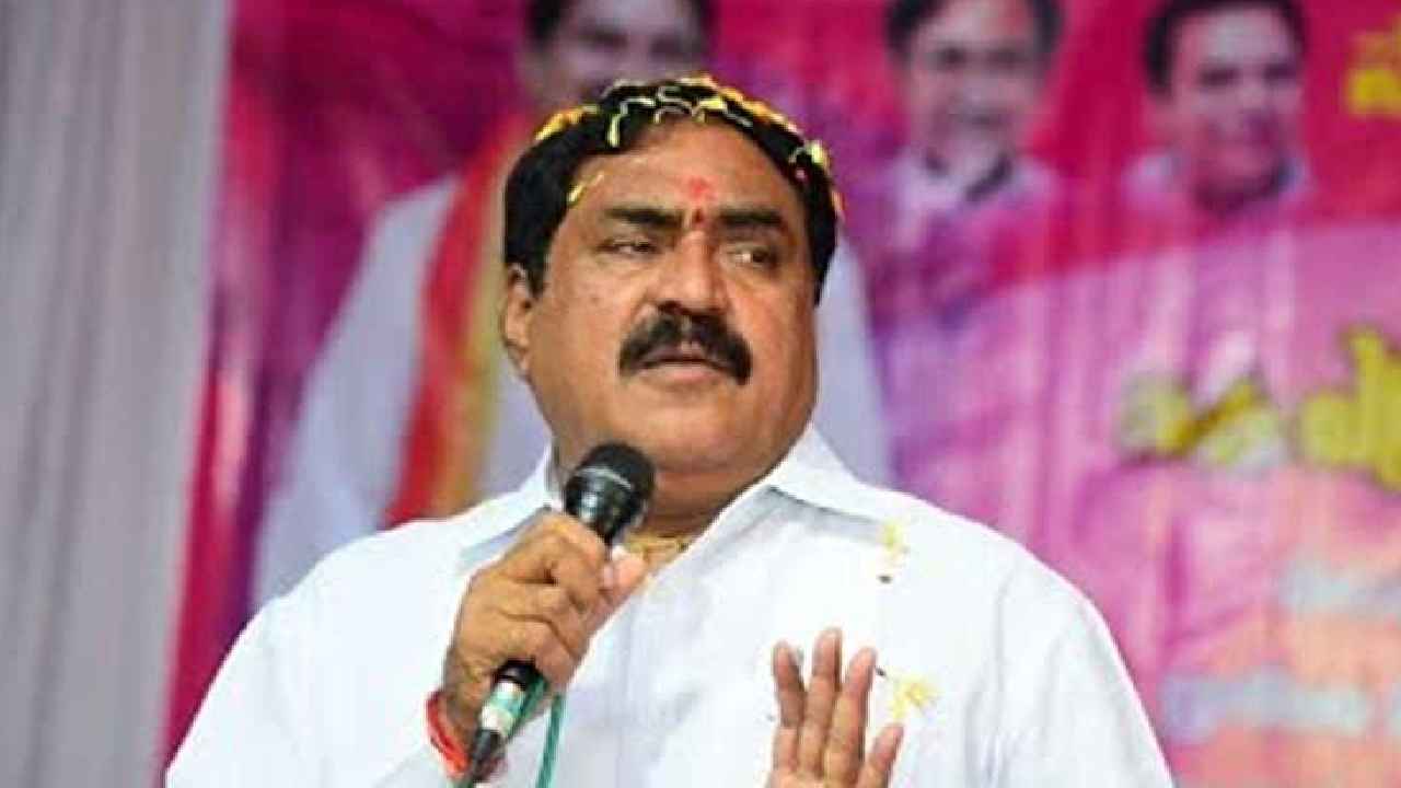 Errabelli Dayakar Rao : జూనియర్ పంచాయత్ సెక్రటరీల రెగ్యులరైజ్‌ అప్పుడే.. మంత్రి ఎర్రబెల్లి కీలక వ్యాఖ్యలు