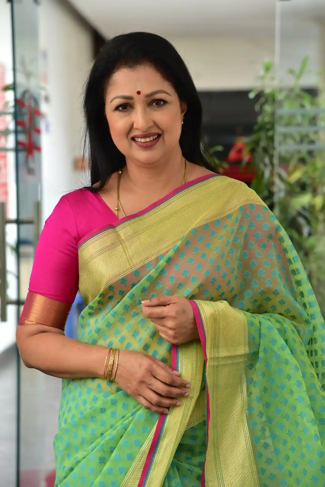 Gautami Photo shoot in Anni Manchi Shakunamule Movie Promotions