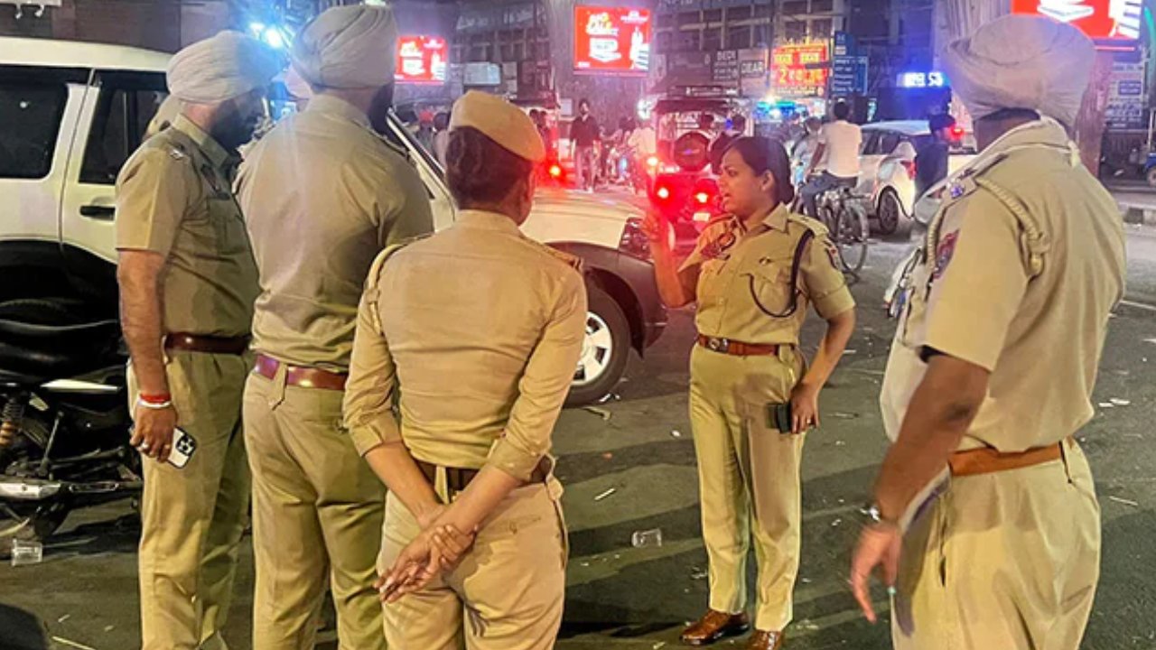 Golden Temple: గోల్డెన్ టెంపుల్ వద్ద మరో పేలుడు.. ఐదు రోజుల్లో మూడో సారి ..! భయాందోళనలో స్థానికులు