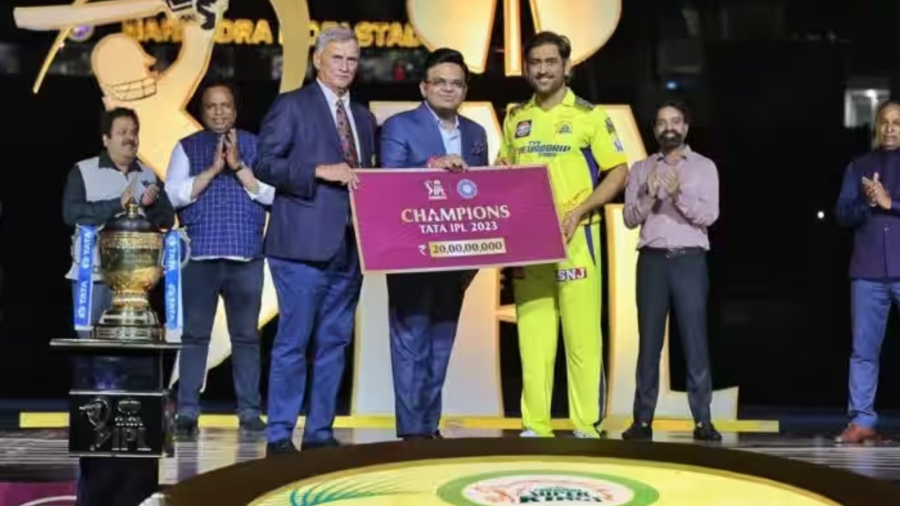 IPL 2023 Prize Money: ఐపీఎల్‌లో ఏ జట్టుకు ఎంత ఫ్రైజ్‌మనీ వచ్చింది.. ఏ ప్లేయర్‌కు ఏ అవార్డు వచ్చిందో తెలుసా?
