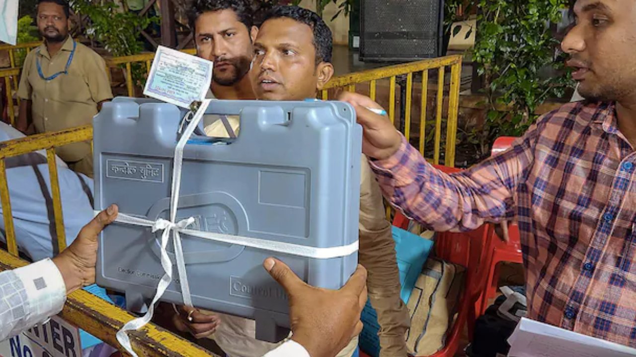 Karnataka Election Result 2023: కర్ణాటకలో గత ఫలితాలే పునరావృతం అవుతాయా? 2018లో ఎవరికి ఎన్ని సీట్లు వచ్చాయో తెలుసా?