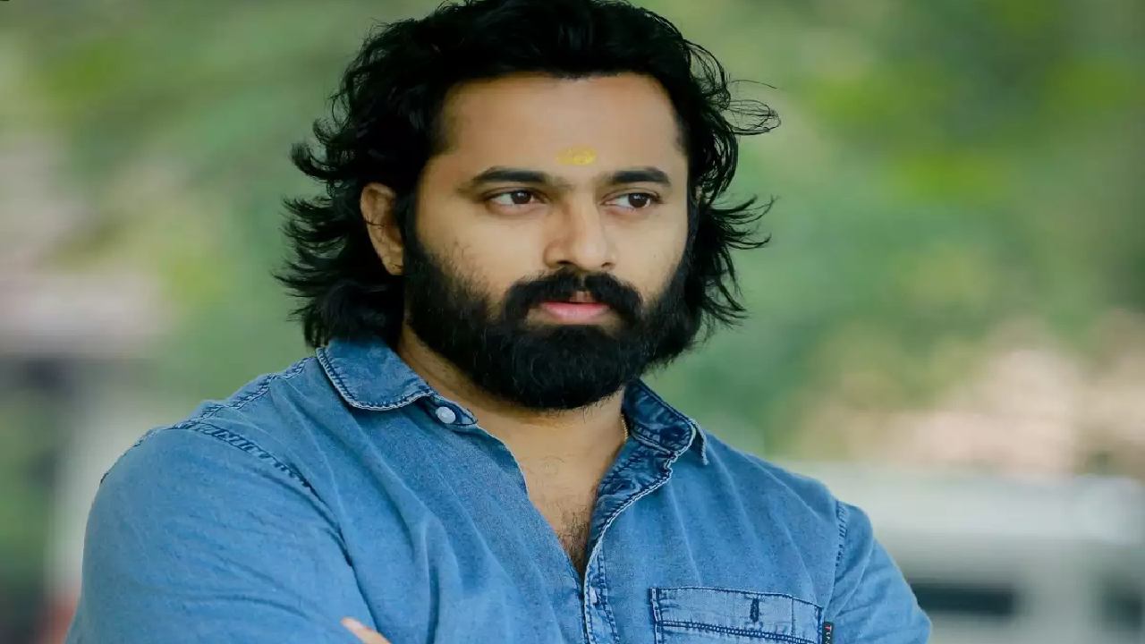 Unni Mukundan : వేధింపుల కేసులో ఉన్ని ముకుందన్‌‌కి షాక్ ఇచ్చిన కోర్ట్.. స్టే తొలిగింపు, విచారణ ఎదుర్కొవాల్సిందే!