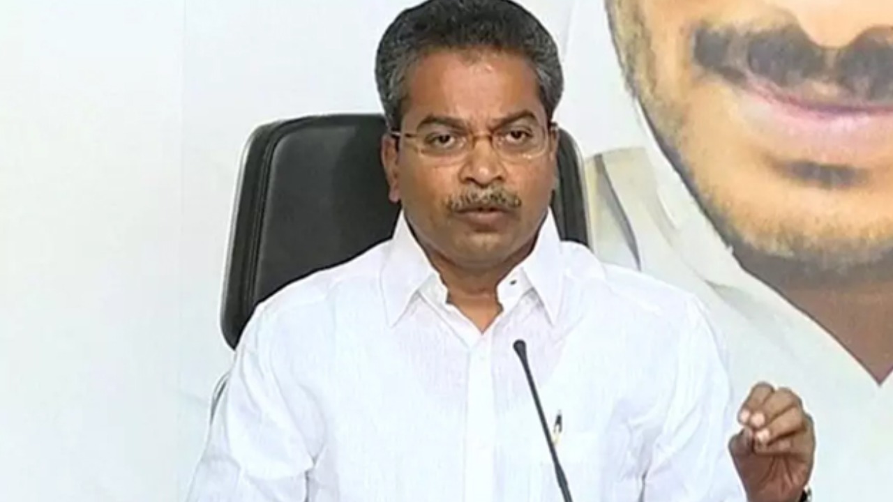 Vasantha Krishna Prasad : దేవినేని ఉమ లాంటి నాయకుడి వల్లే కృష్ణా జిల్లా టీడీపీ కకావికలం.. ఎమ్మెల్యే కృష్ణ ప్రసాద్ సంచలన వ్యాఖ్యలు