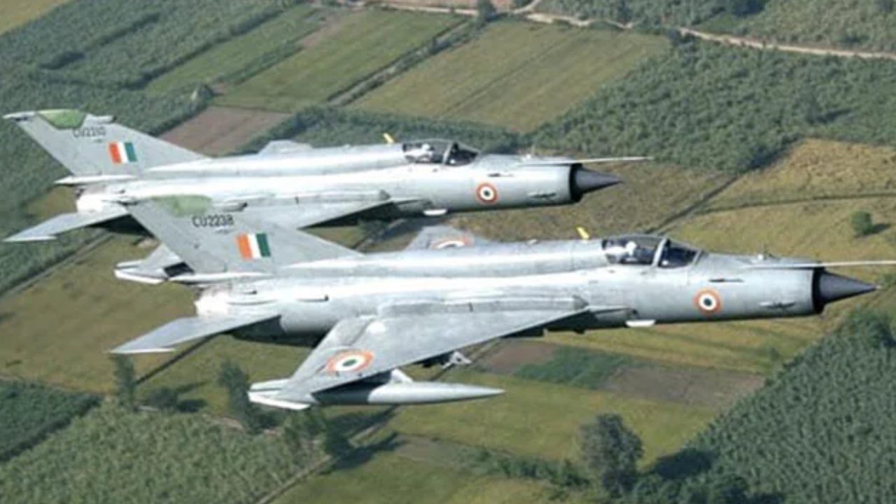 Indian Air Force: ఆ యుద్ధ విమానాలను వాడొద్దు.. ఇండియన్ ఎయిర్‌ఫోర్స్ కీలక నిర్ణయం..