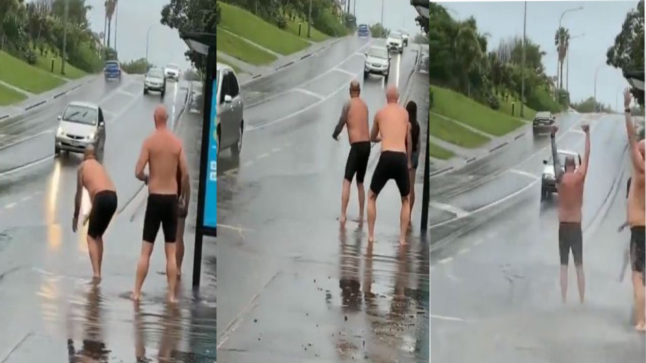 Anand Mahindra : కార్లతో తమపై నీళ్లు చల్లమంటూ రోడ్లపై నిలుచున్న వ్యక్తులు.. ఆనంద్ మహీంద్రా షేర్ చేసిన వీడియో వైరల్