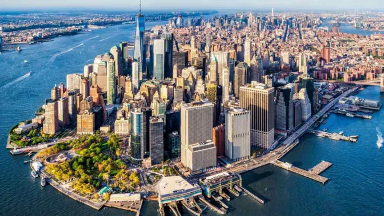 New York : భూమిలోకి కుంగిపోతున్న న్యూయార్క్ నగరం.. ఎందుకో తెలుసా?