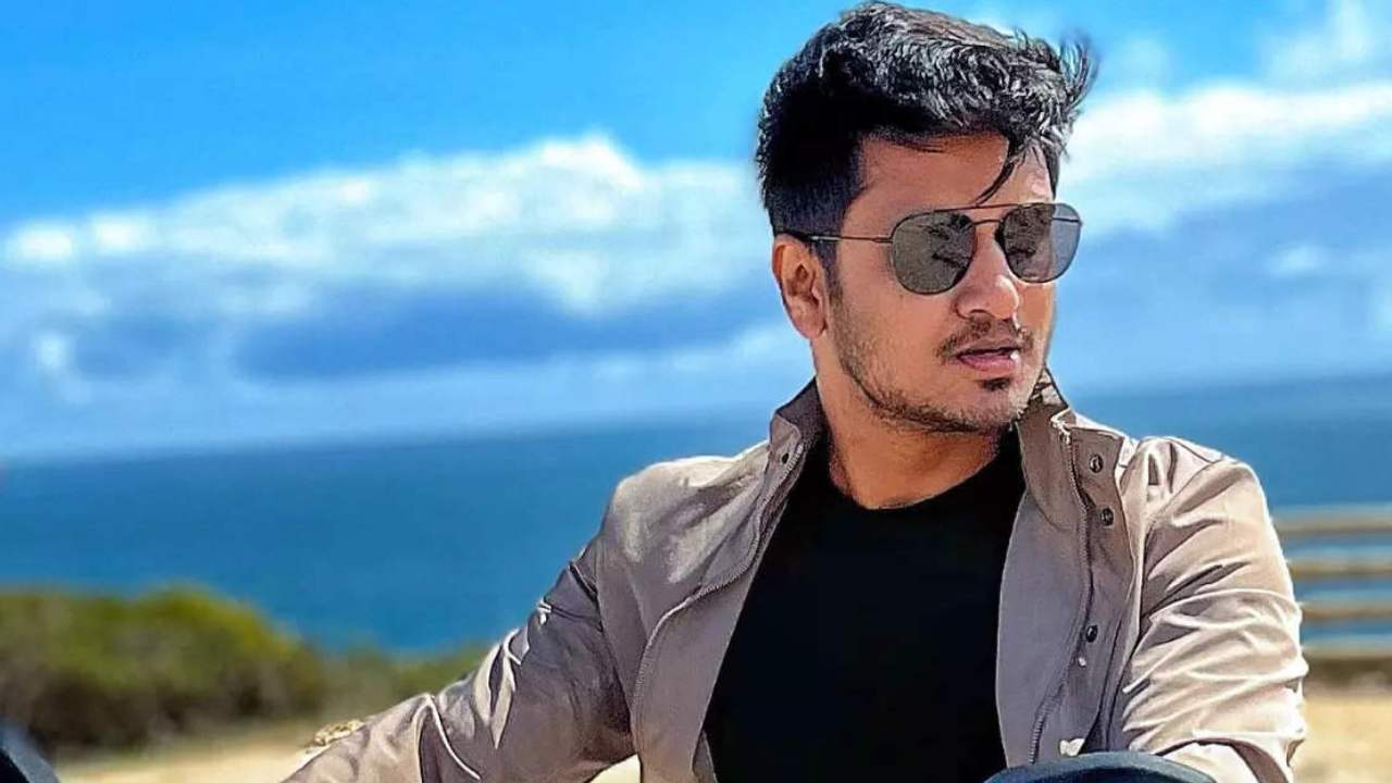 Nikhil Siddharth: మరోసారి ఆ డైరెక్టర్‌కే నిఖిల్ ఛాన్స్ ఇచ్చాడా..?