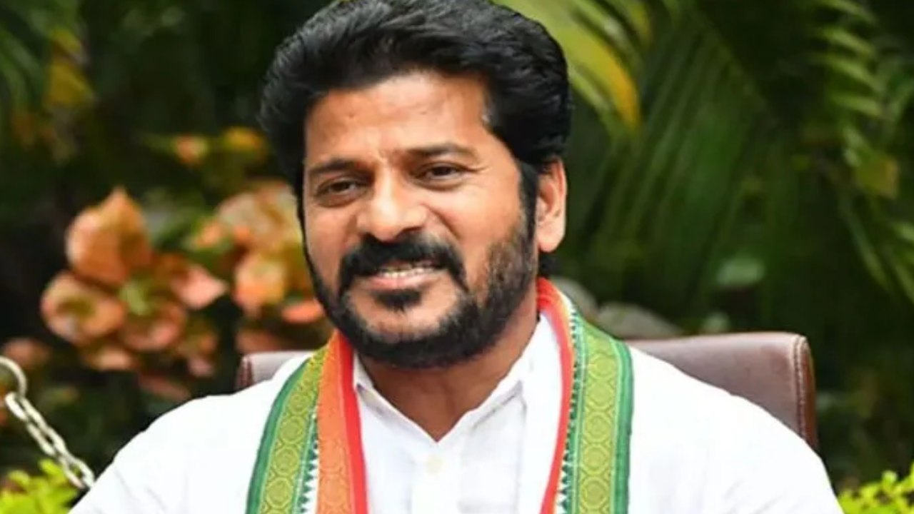 Revanth Reddy : సెప్టెంబర్ 17న కాంగ్రెస్ మేనిఫెస్టో విడుదల చేస్తాం : రేవంత్ రెడ్డి