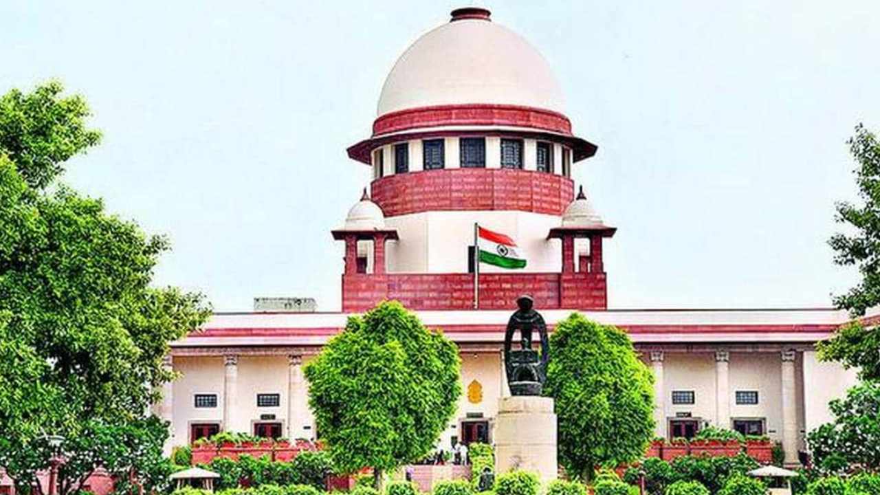 Supreme Court : ప్రేమ వివాహం చేసుకున్నవారే ఎక్కువగా విడాకులు తీసుకుంటున్నారు.. సుప్రీంకోర్టు కీలక వ్యాఖ్యలు