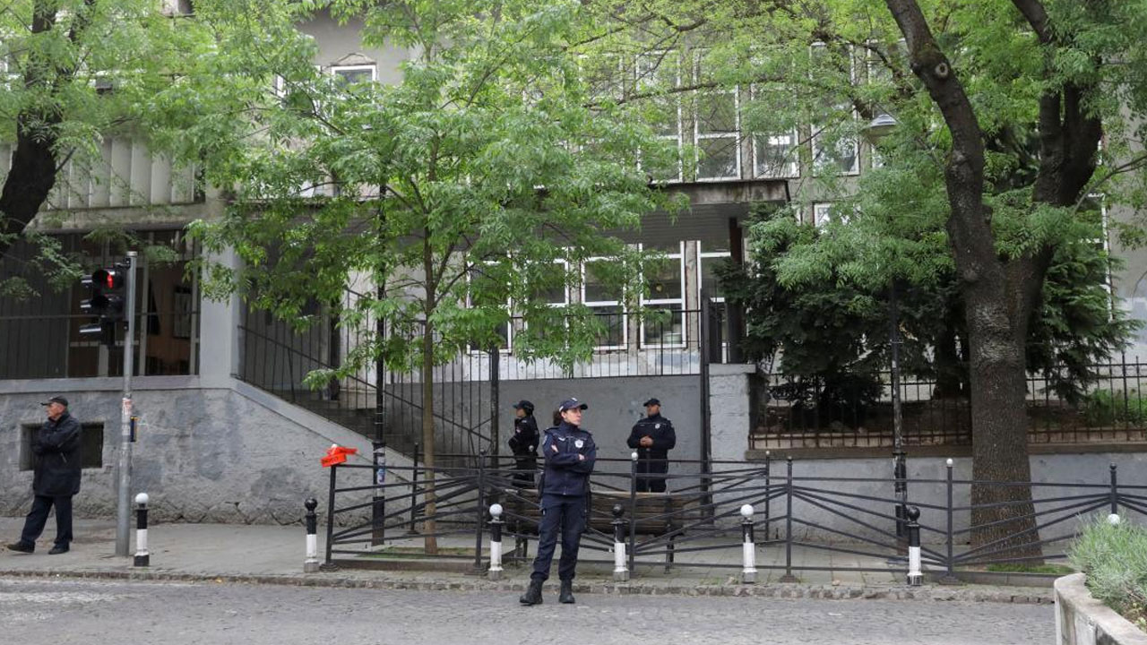 Serbia: ఒకేసారి 115 పాఠశాలలకు బాంబు బెదిరింపులు