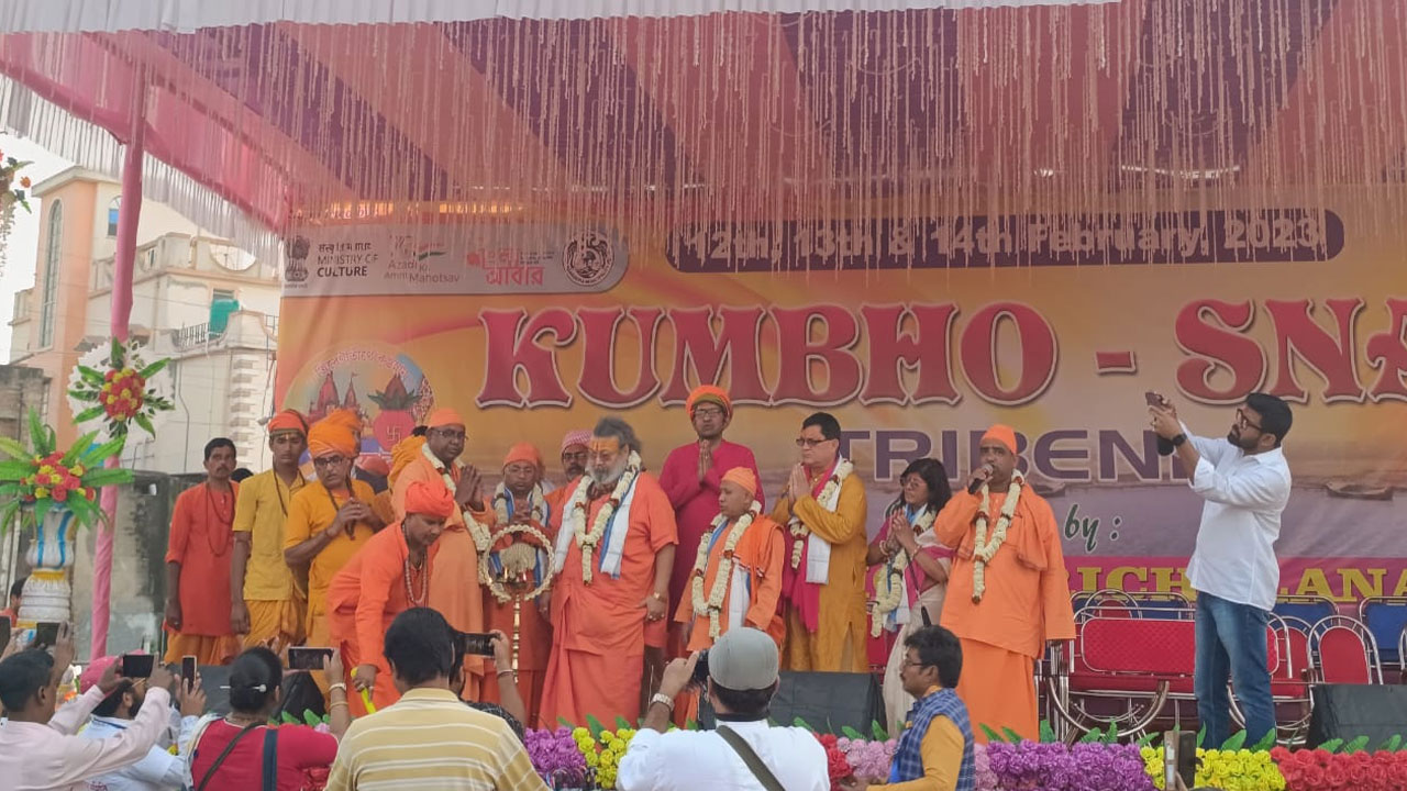 West Bengal: 700 ఏళ్ల క్రితంకుంభమేళా ఆపేశారన్న మోదీ.. తన రీసెర్చ్‭ని తప్పుడుగా ప్రచారం చేస్తున్నారన్న కెనడియన్