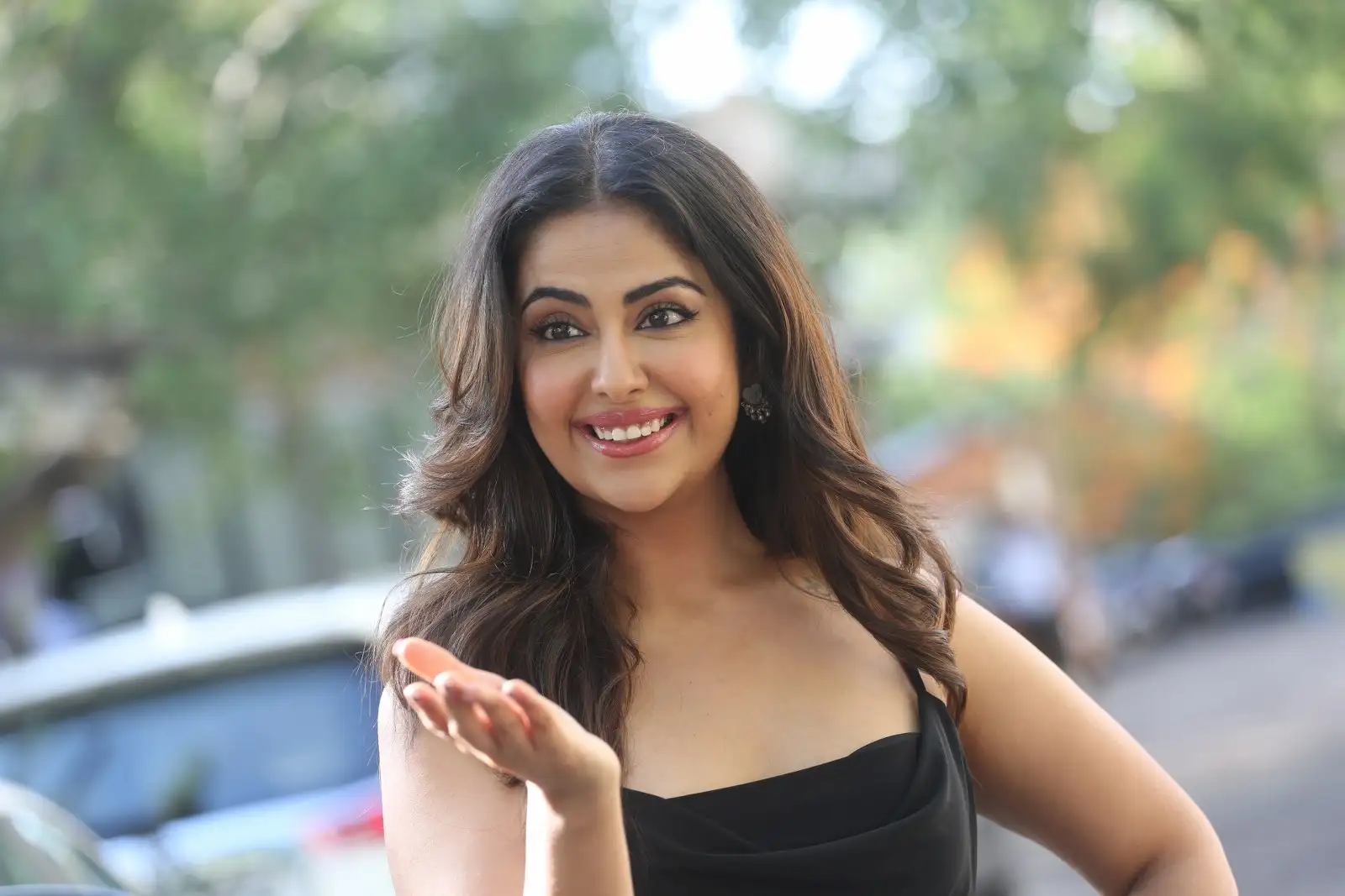 Avika Gor photo shoot in Black Dress