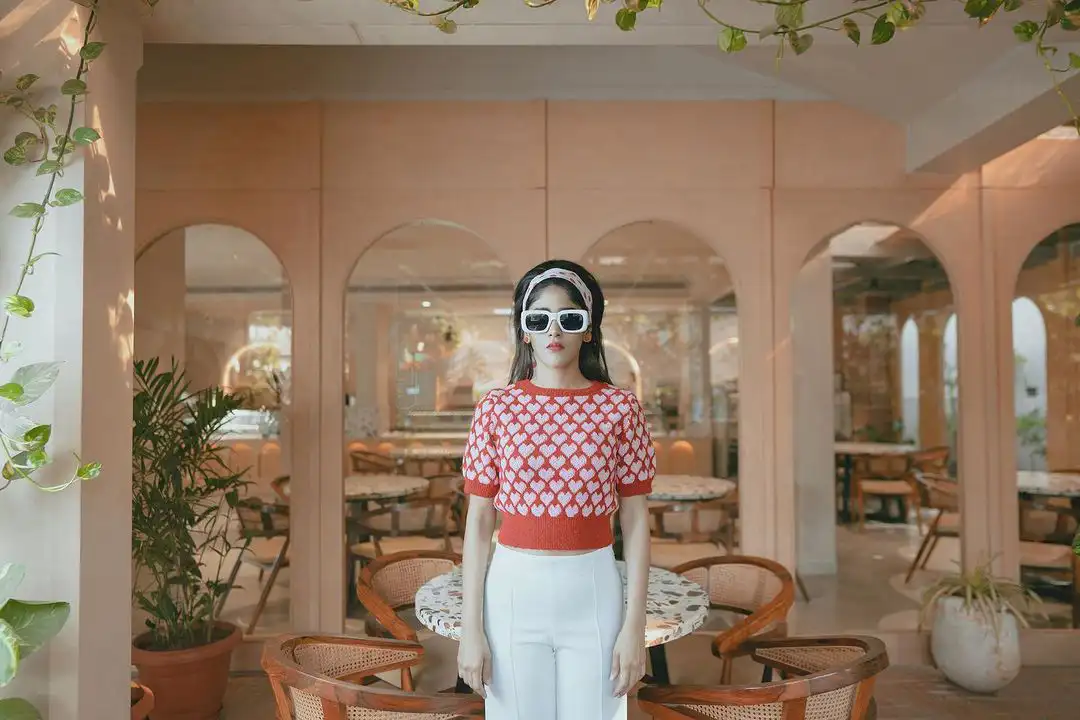 Chandini Chowdary cute photos in Retro Look