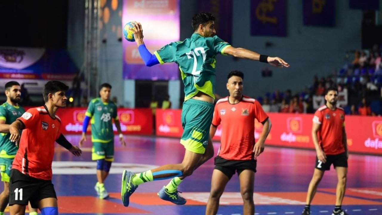 Premier Handball League : ప్ర‌తీకారం తీర్చుకున్న తెలుగు టాల‌న్స్‌.. అగ్ర‌స్థానానికి చేరిక