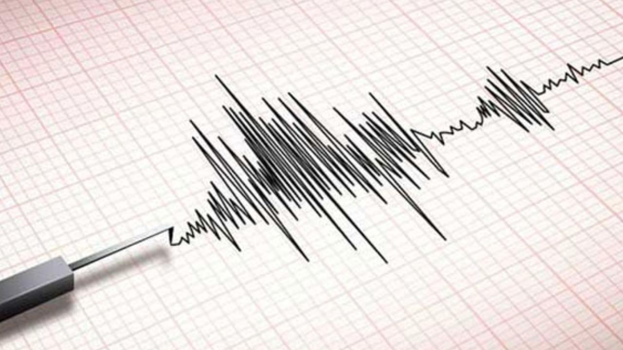 Gujarat Earthquake : గుజరాత్ లో భూకంపం.. రిక్టర్ స్కేలుపై తీవ్రత 3.5గా నమోదు