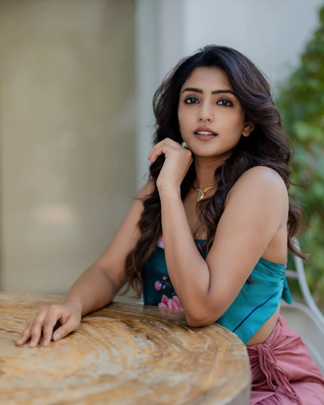 Eesha Rebba latest photo shoot with cutest smiles