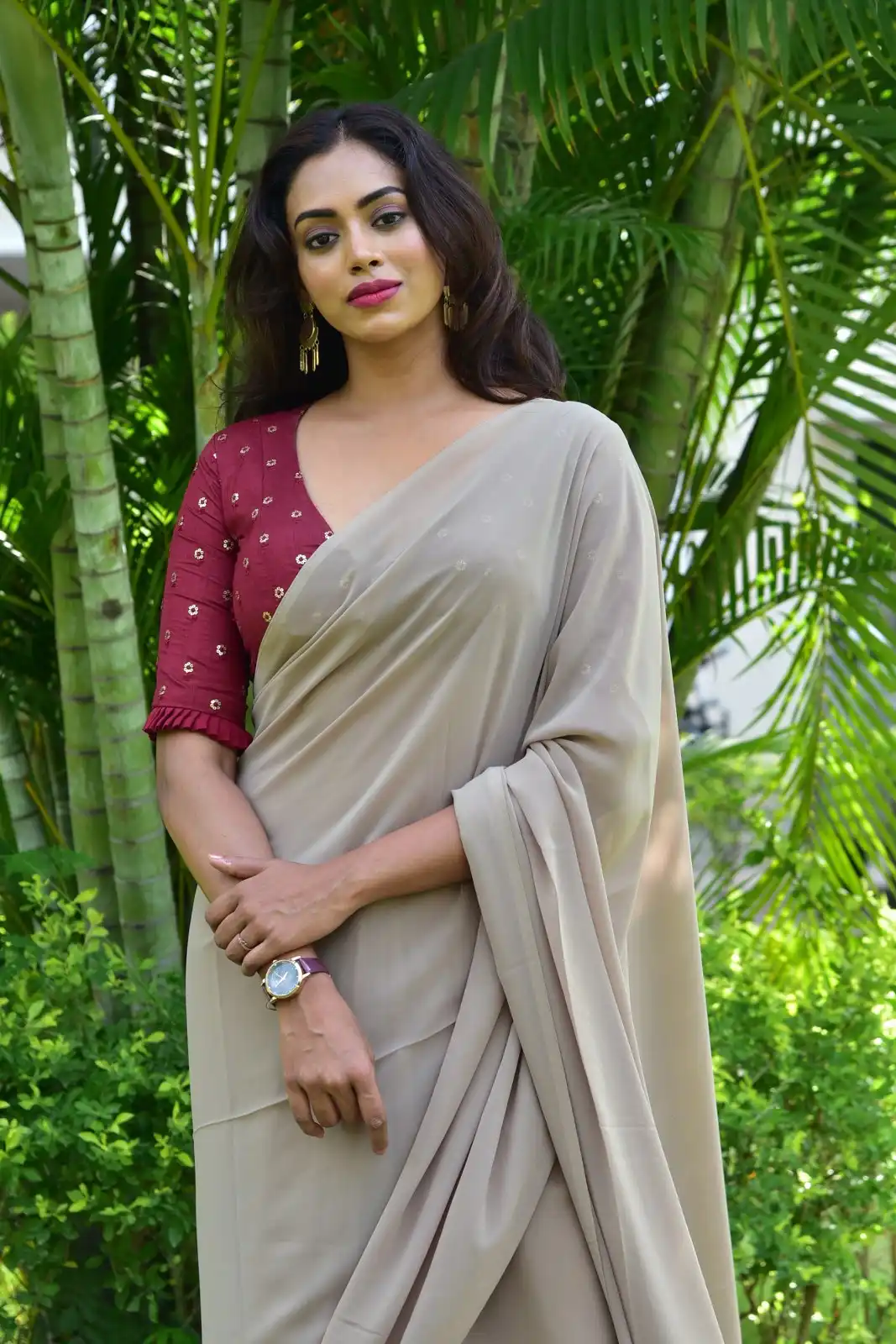 Kamakshi Bhaskarla latest photo shoot in Saree