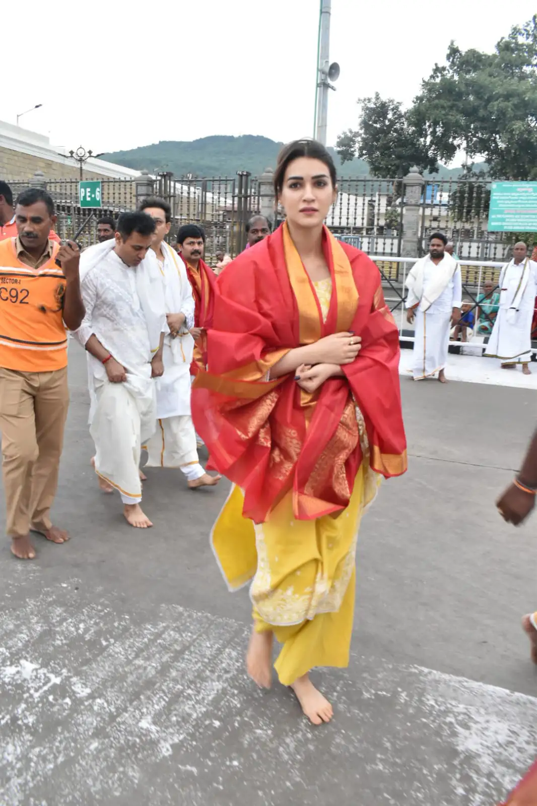 Kriti Sanon at Tirumala Temple