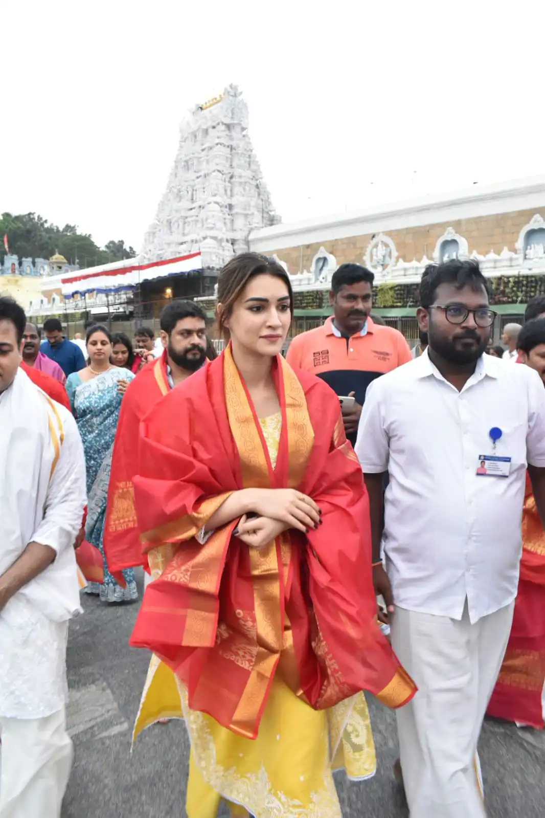 Kriti Sanon and Adipurush Unit at Tirumala Temple