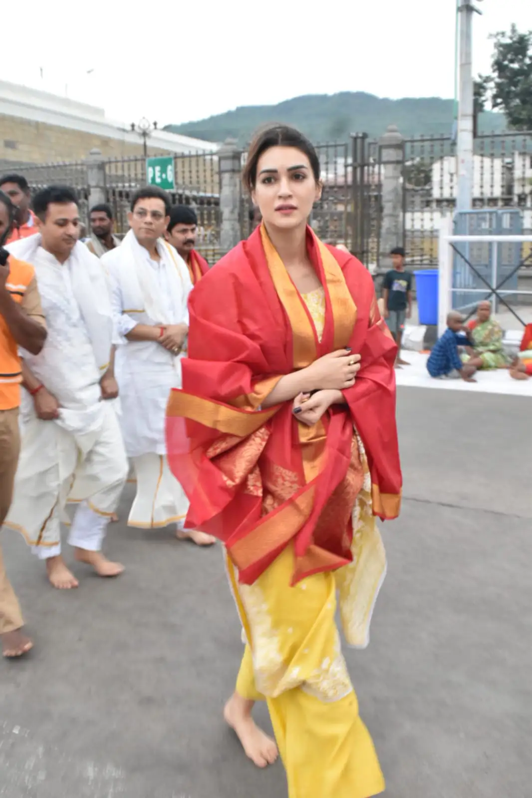Kriti Sanon at Tirumala Temple