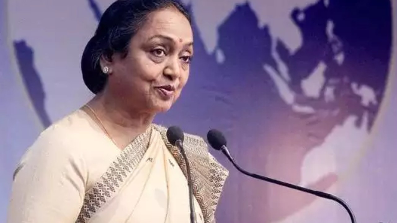 Meera Kumar : తెలుగులో మాట్లాడాలని ఉంది.. తెలుగు భాష చాలా బాగుంటుంది : మీరా కుమార్