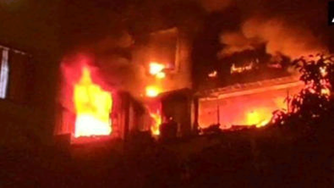 Mumbai Fire Breaks Out: ముంబయి అగ్నిప్రమాదంలో 32మందికి గాయాలు
