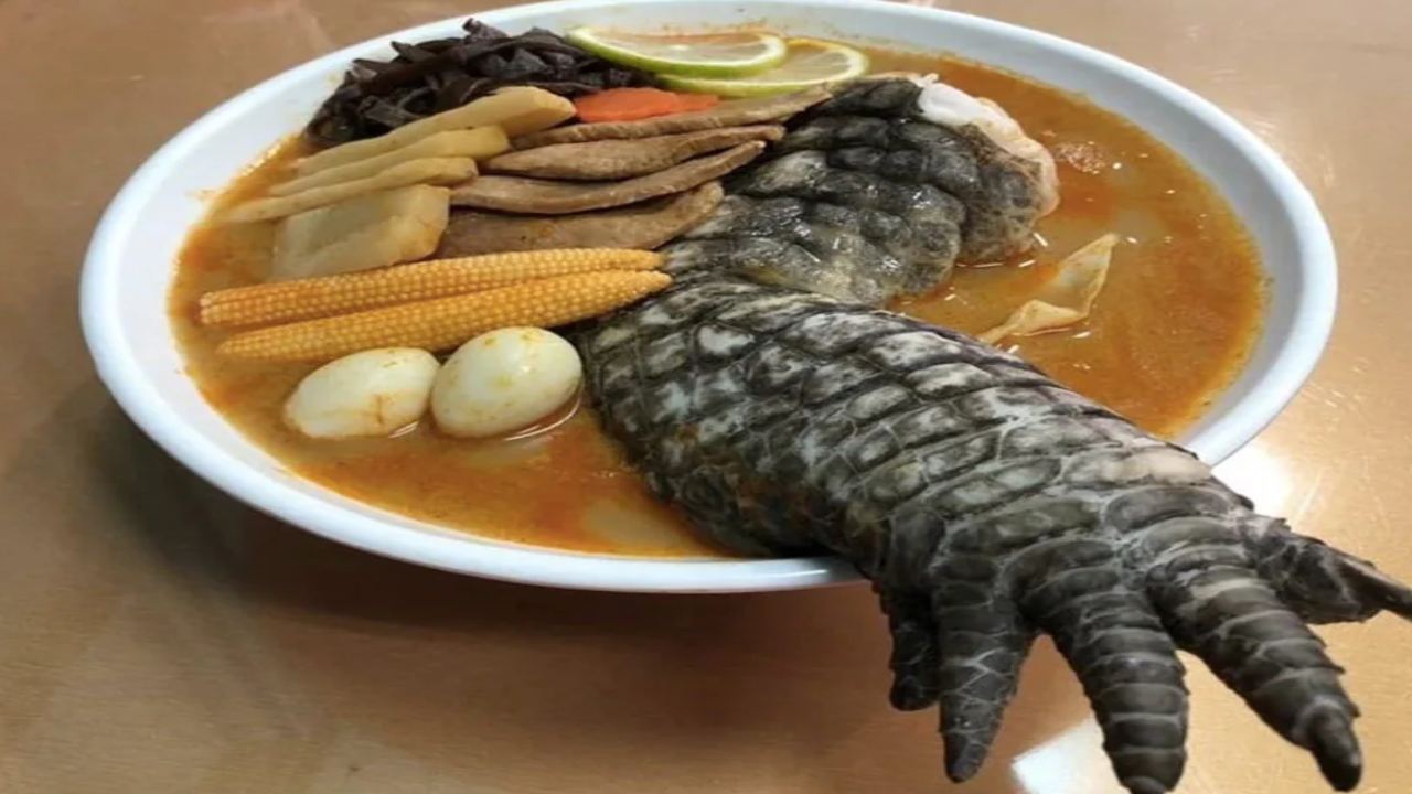 Godzilla Ramen : “గాడ్జిల్లా రామెన్” ఇంటర్నెట్‌ను భయపెడుతున్న వంటకం