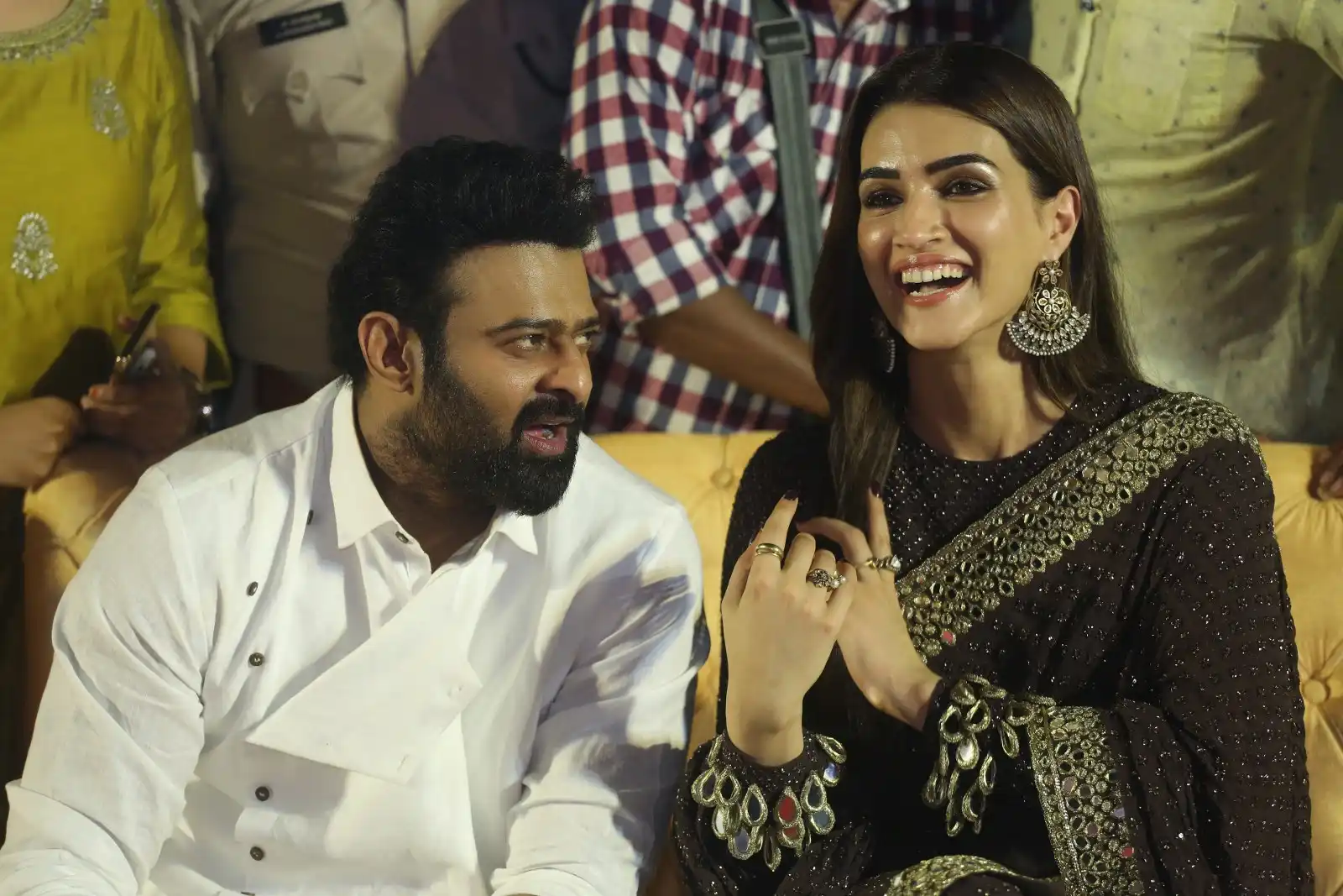Prabhas Kriti Sanon Photos at Adipurush Pre Release Event tirupati