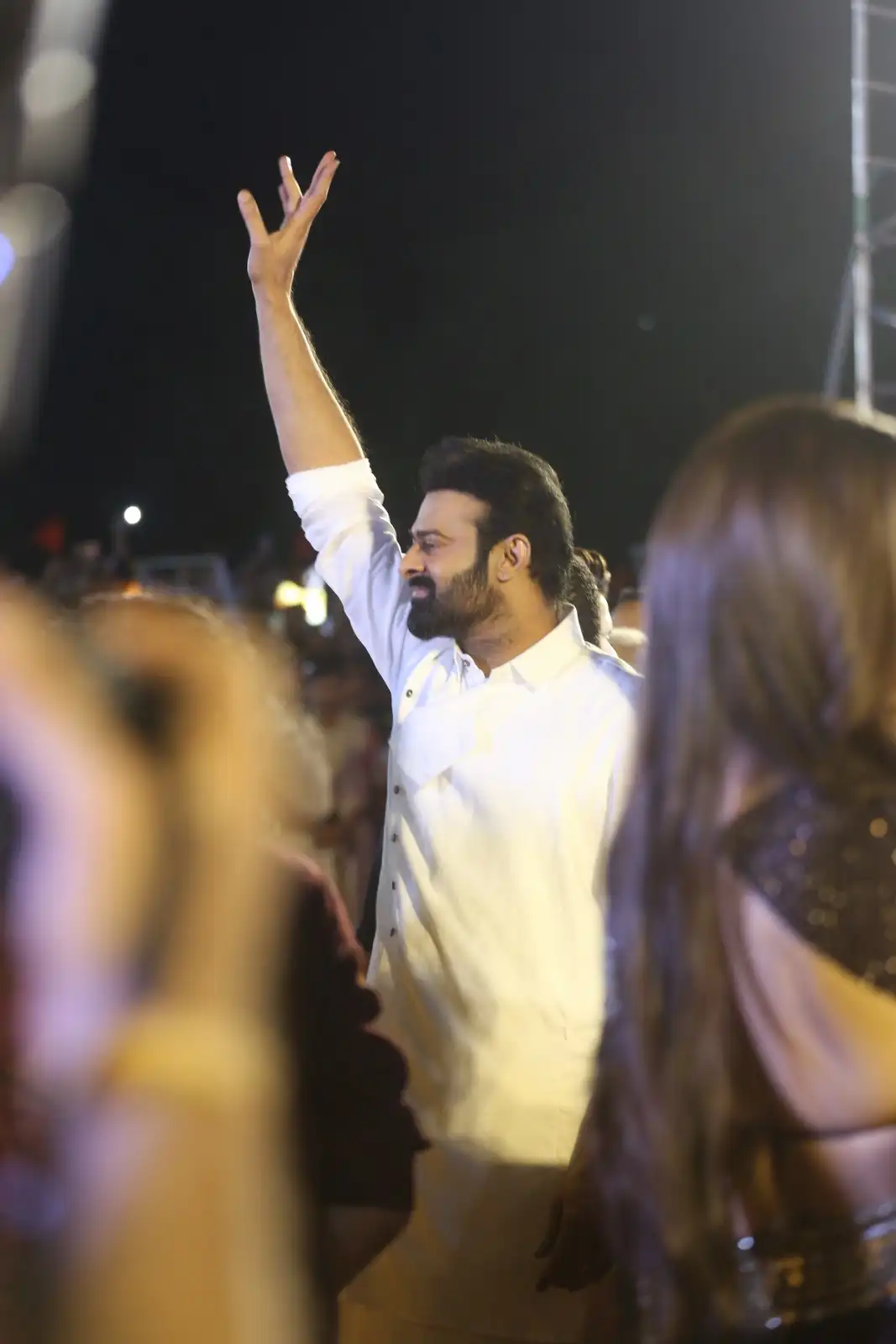 Prabhas Kriti Sanon Photos at Adipurush Pre Release Event tirupati