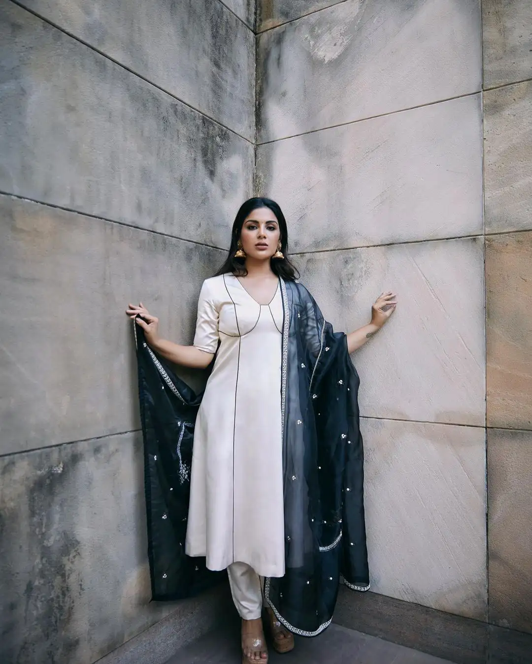 Samyuktha Classy Looks in Chudidar