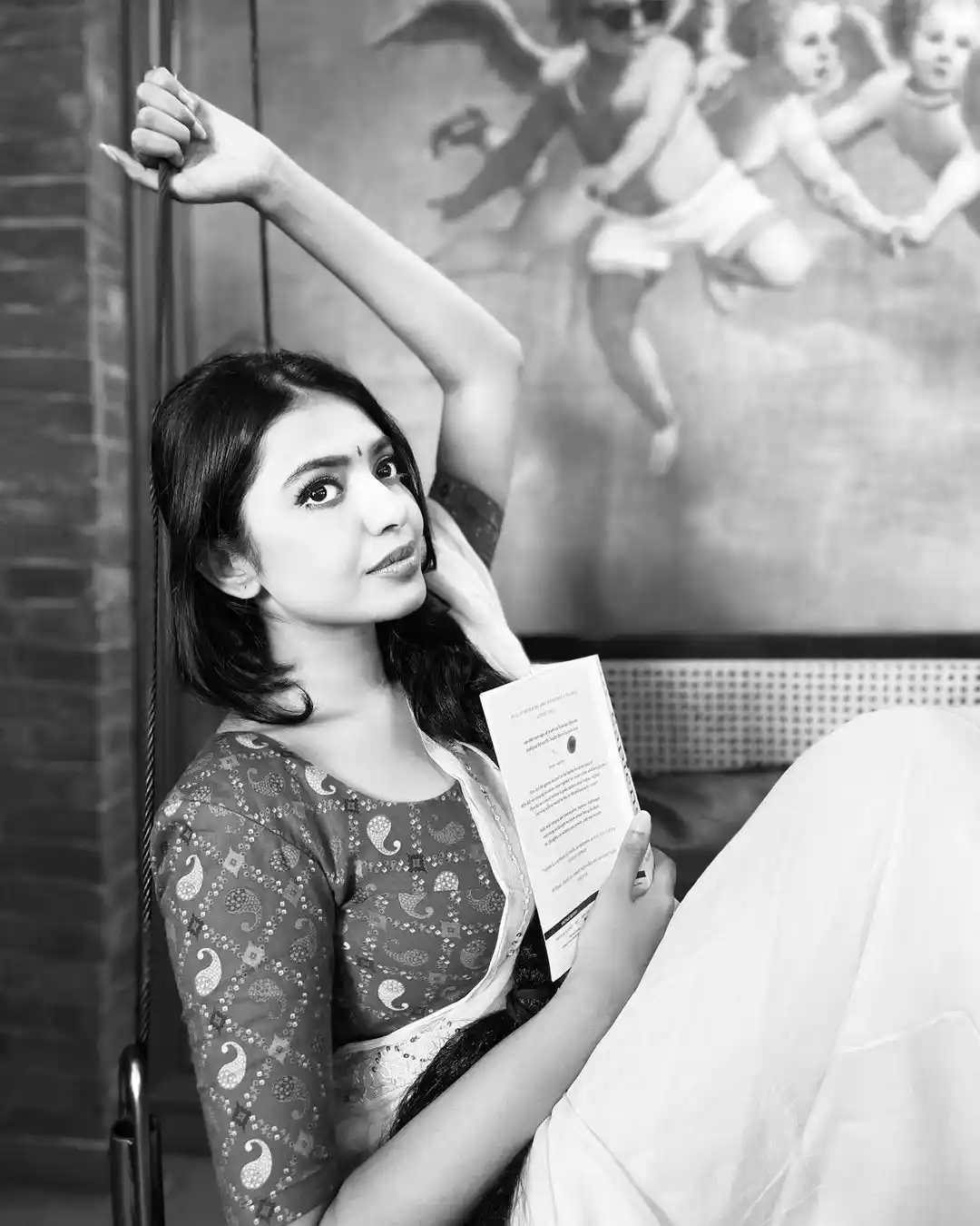Shivani Rajashekar Saree looks in Black & White Theme
