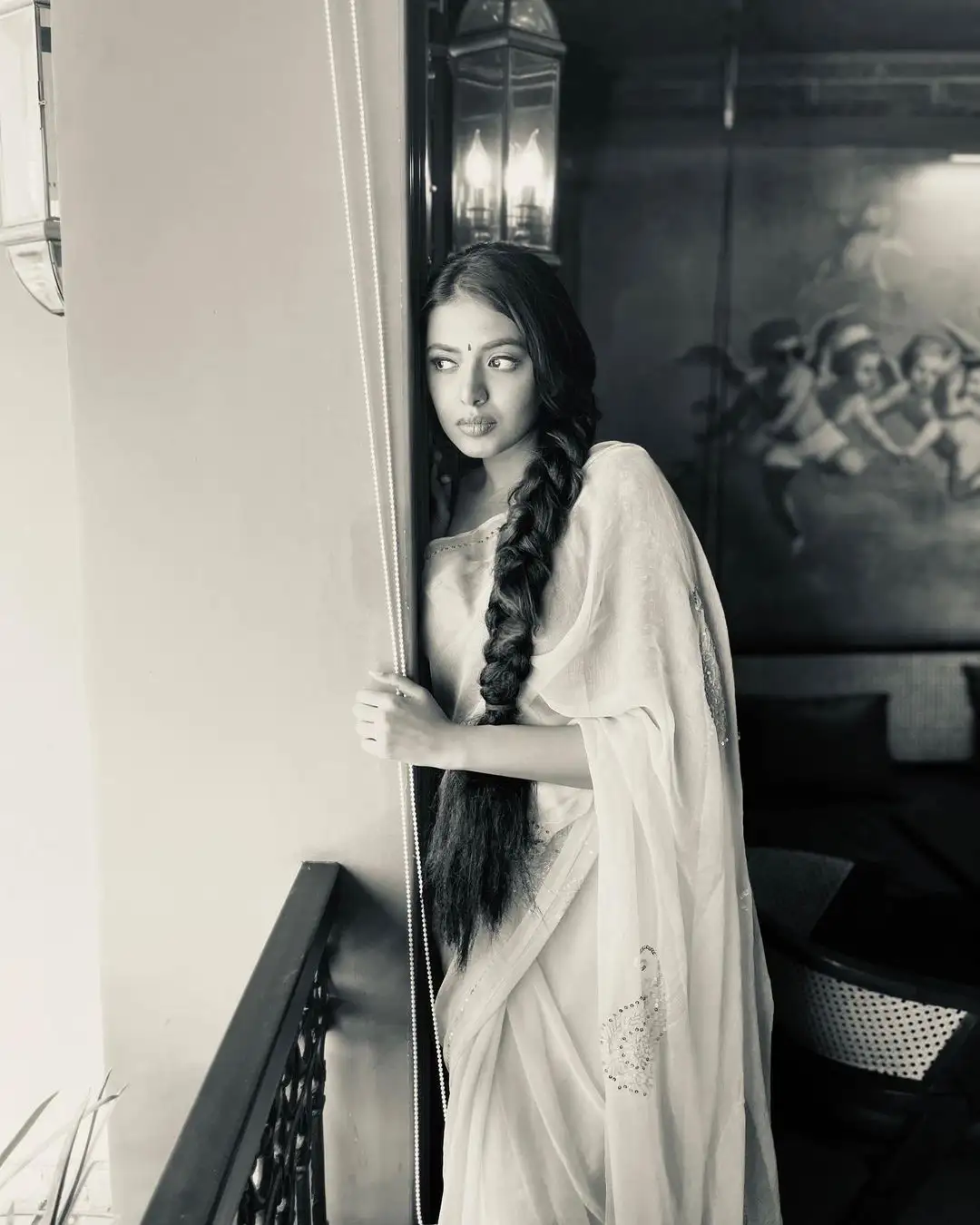Shivani Rajashekar Saree looks in Black & White Theme