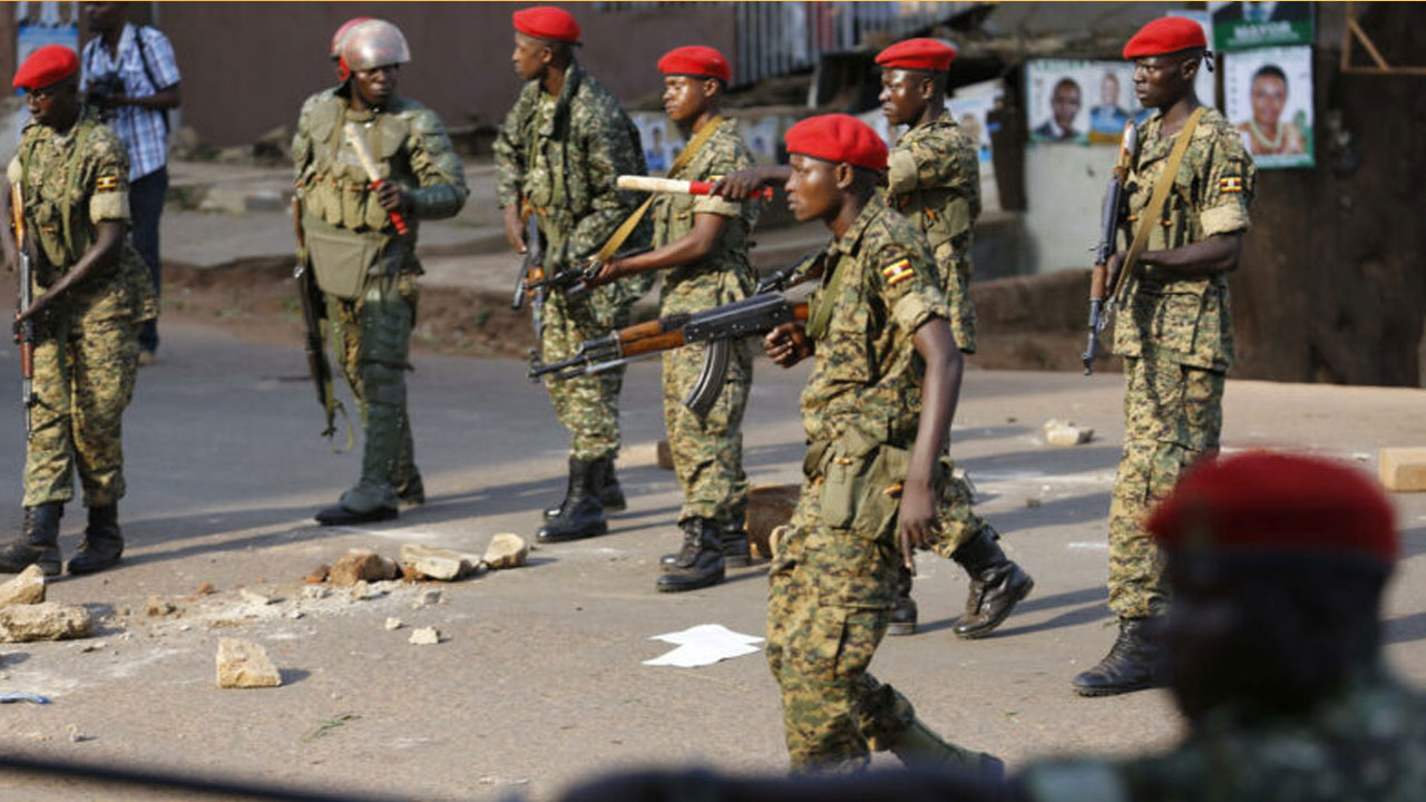 Uganda: పాఠశాలపై దాడి చేసిన ఉగ్రవాదులు.. 25 మంది మృతి