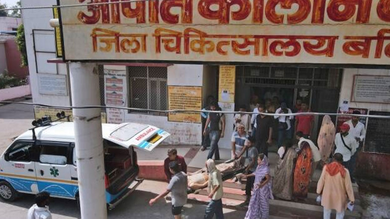 Ballia Hospital: తాజాగా మరో 14 మంది మృతి.. బలియా ఆసుపత్రిలో పెరుగుతున్న మరణాలు, వేడిగాలులకు 4 రోజుల్లో 68 మంది మృతి